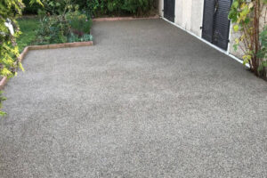 Rendu visuel brut un béton peu adapté aux extérieurs soignés