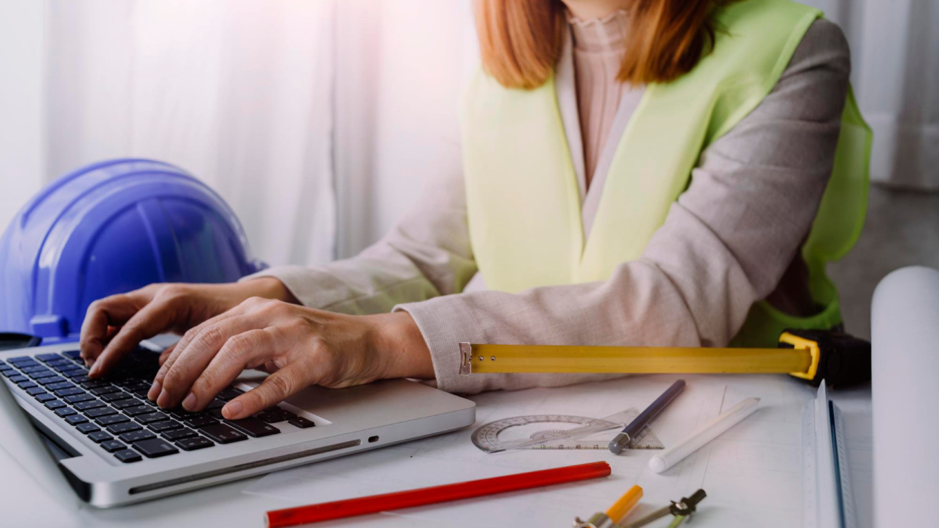Entreprise de BTP : pourquoi utiliser un logiciel de devis et facture ?