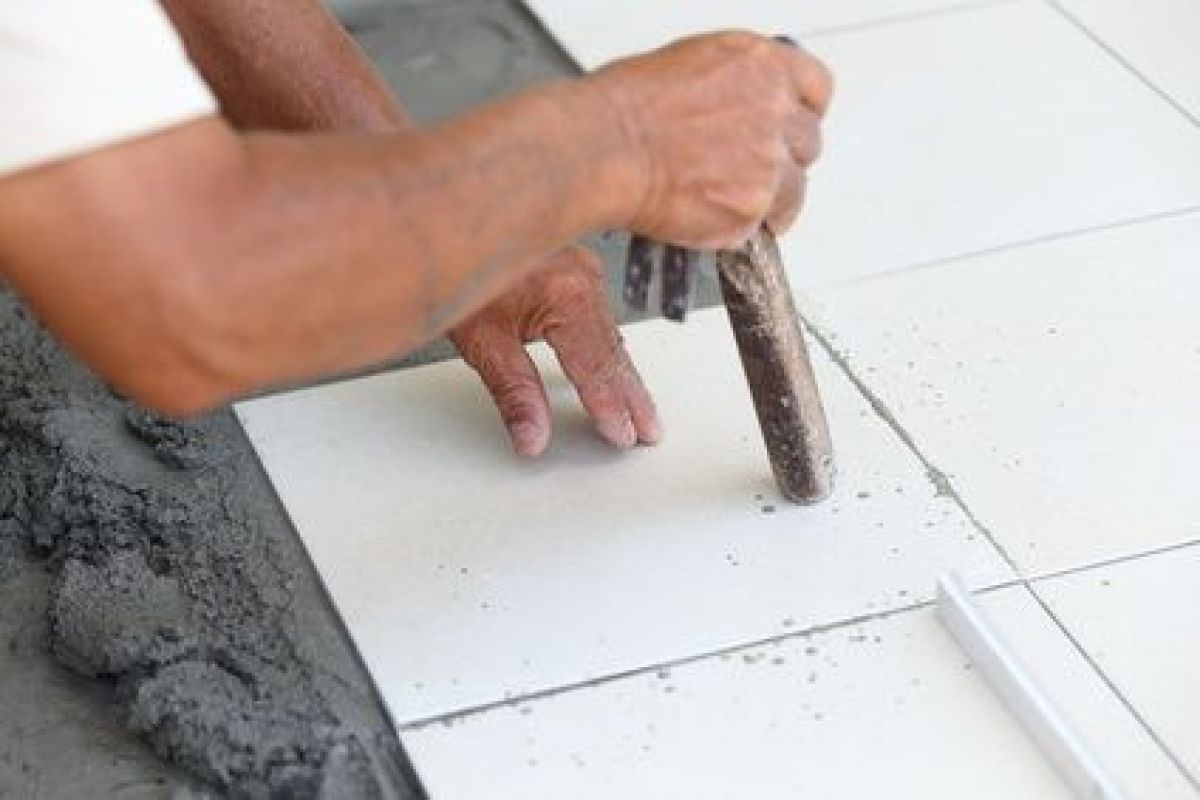 que faut-il utiliser pour trouer un carreau et installer un robinet 