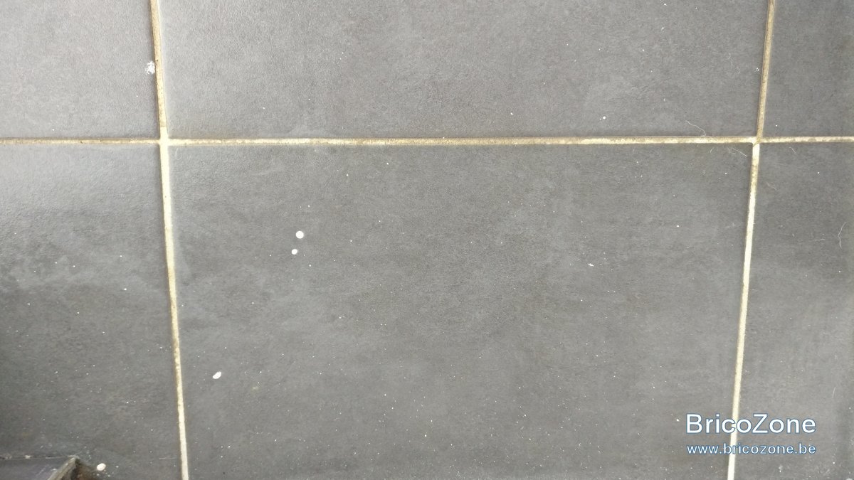 comment gratter les taches de peinture