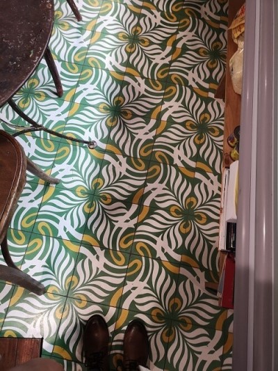 carreaux de ciment floral vert et jaune