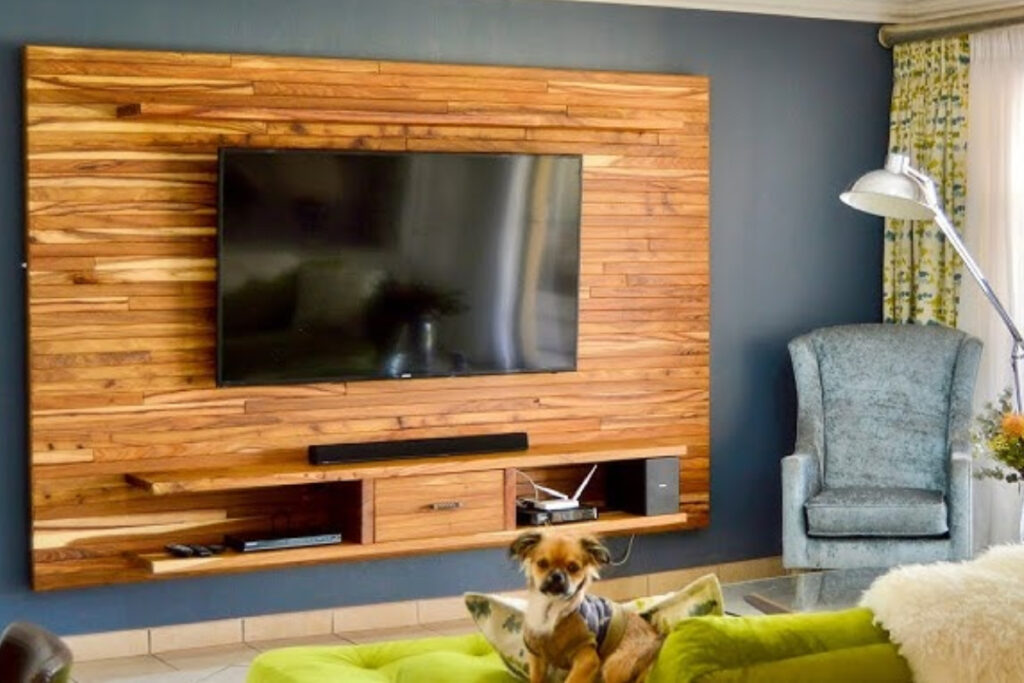Fabriquer une paroi TV avec palette DIY