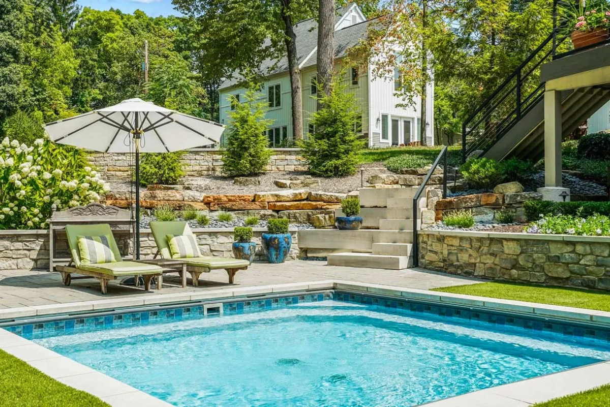 Amenagement Paysager Autour D'une Piscine Creusée 12 idées d'aménagement paysager autour d’une piscine creusée - Direct