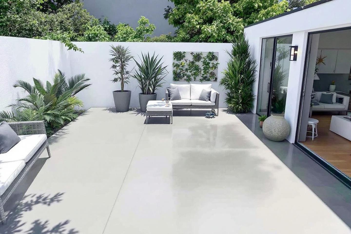 Terrasse en résine : prix au m², tarifs de pose et avantages